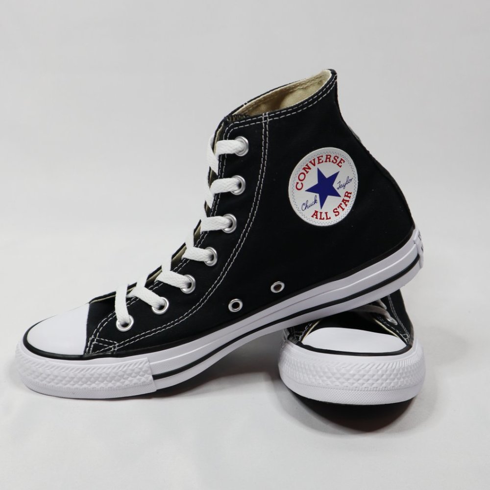 Converse Black Canvas High top Shoe